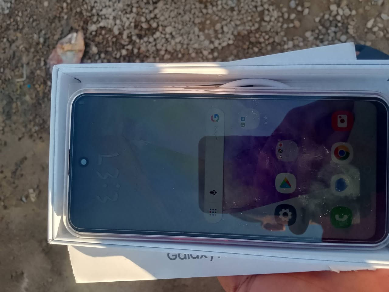 سلام عليكم مبايل لبيع بعده بل كورتون السعر 90وبي مجال الهاتف ***********
