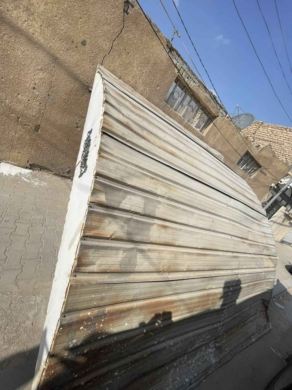 سقفية للبيع مكان حي المكرمة.     ***********.     سعر 150
