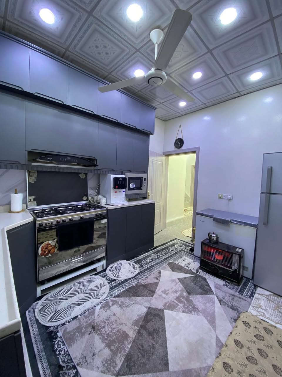 دار سكني زراعي للبيع
157 متر مربع الواجهة 7 متر
غرفتين نوم ومطقخ واستقبال وهول وصحيات + كراج وحديقة
الموقع : حي السرور خلف السايلو مقابل اسواق النخيل

للتواصل : *********** - *********** 📞

📍عنوان المكتب : طوز الفلكة مقابل عماد السماك
#طوزخورماتو #طوز #عقارات #عقار
