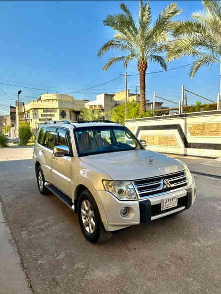 السلام وعليكم باجيرو 2010  مواصفات الحبتور  1/1 معروفه السياره نضيفه حيل كفاله ماشيه 179000 حقيقي محرك 3.5 مكاني بغداد البلديات للاستفسار  على الرقم مامتواجد خاص ***********
