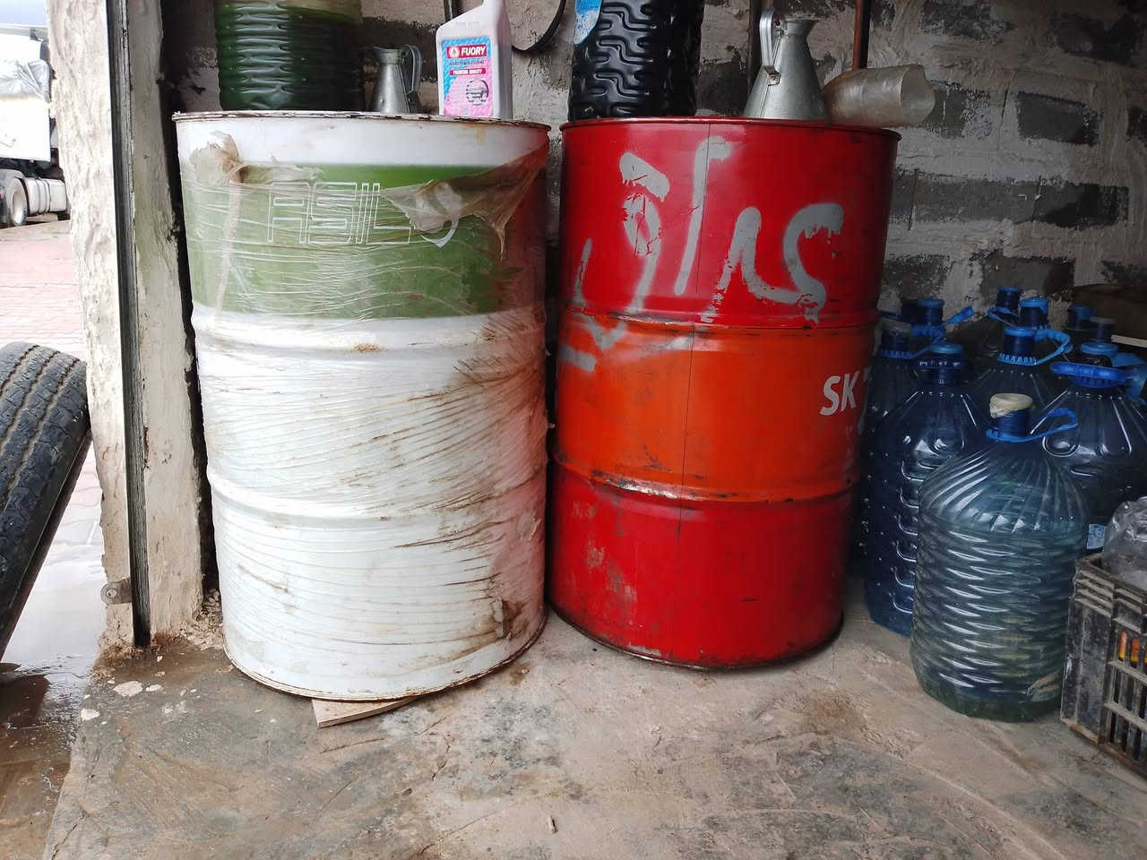 يا الله السلام عليكم براميل دهن للبيع جديد شرط اي عيب مابي فول مالو 220عدد4مكاني حي  النداء قرب المحافضة الجديده أو جامع حمد المفرجي السعر الواحد 15بي مجال


**إذا كنت صاحب هذا الإعلان وتريد حذفه لأي سبب، رجاءا أرسل رسالة إلى الدعم الفني**