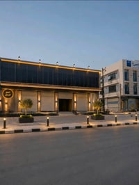 للإيجار – قاعة ومحلان تجاريان في مدينة النجف / حي ميسان  تُعلن بناية ت...