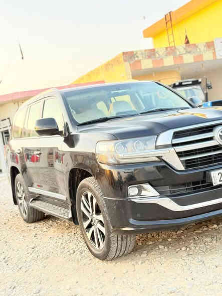 بسم الله ماشاء الله 
سياره نوع لاندكروز بريم 
فول مواصفات GXR
موديل السياره 2019
 اللون اسود
السياره ٦سلندر
فتحة سقف
تحكم ستيرن
خمس بصمات
صدر جديد
تخم تاير جديد
ماشي فوق ١٠٠ الف
بريميه السياره
رقم شمالي
٣قطع تبريد
٦سلندر
السعر 55$ الف دولار
السياره  جديده وبيها مجال للعمله ترهم مراوس بموديل ٢٠١٦ نظيف
مكانها واسط صويره
اللاستفسار الاتصال على هذا الرقم ***********
مكلف بالنشر
