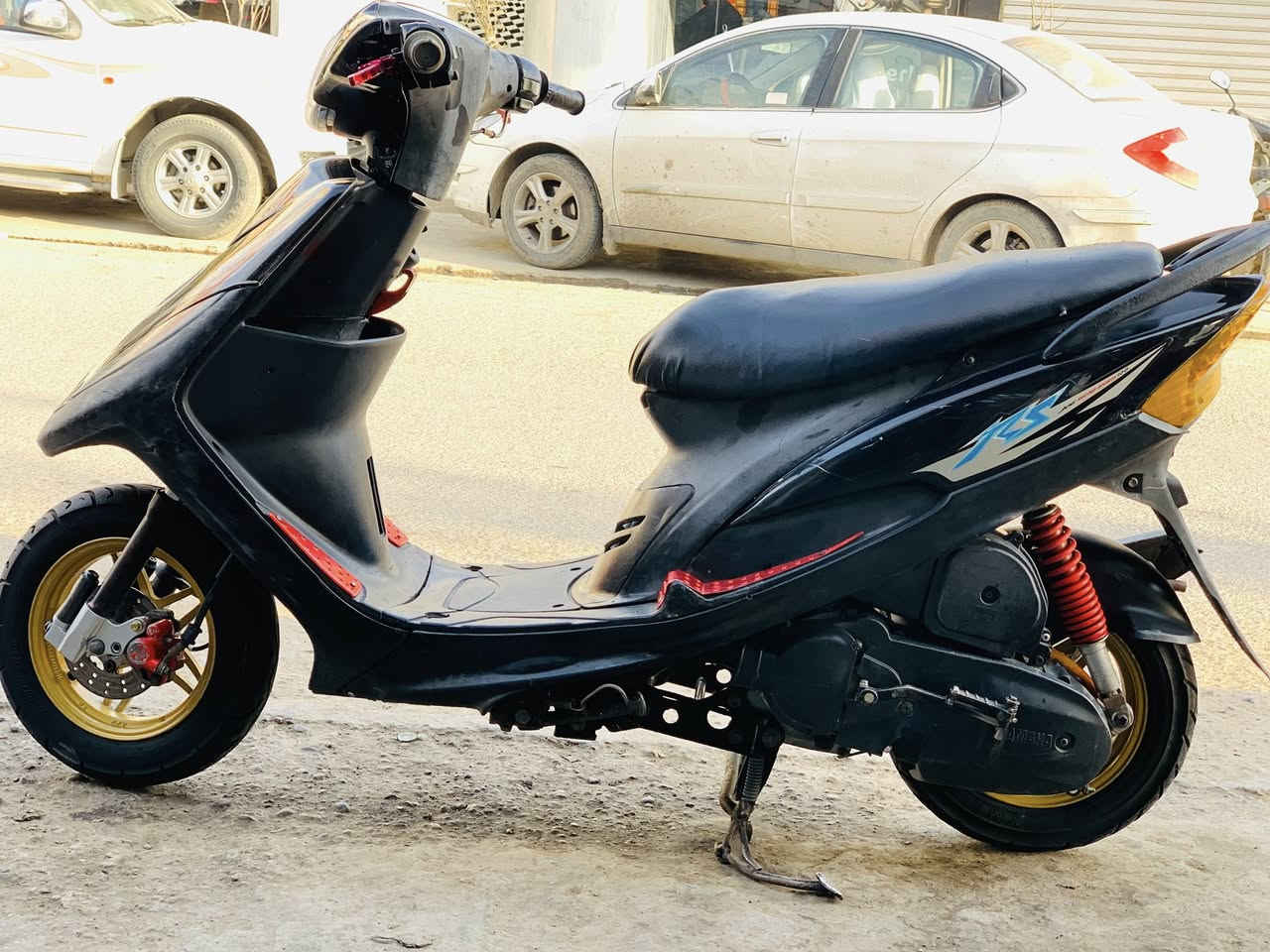 ماكس للييع عدله
دراجه جاهزه كامل مكمل مابيه اي نقص كله شغال سلف السعر 600 وبيه مجال الستفسار عل ***********
