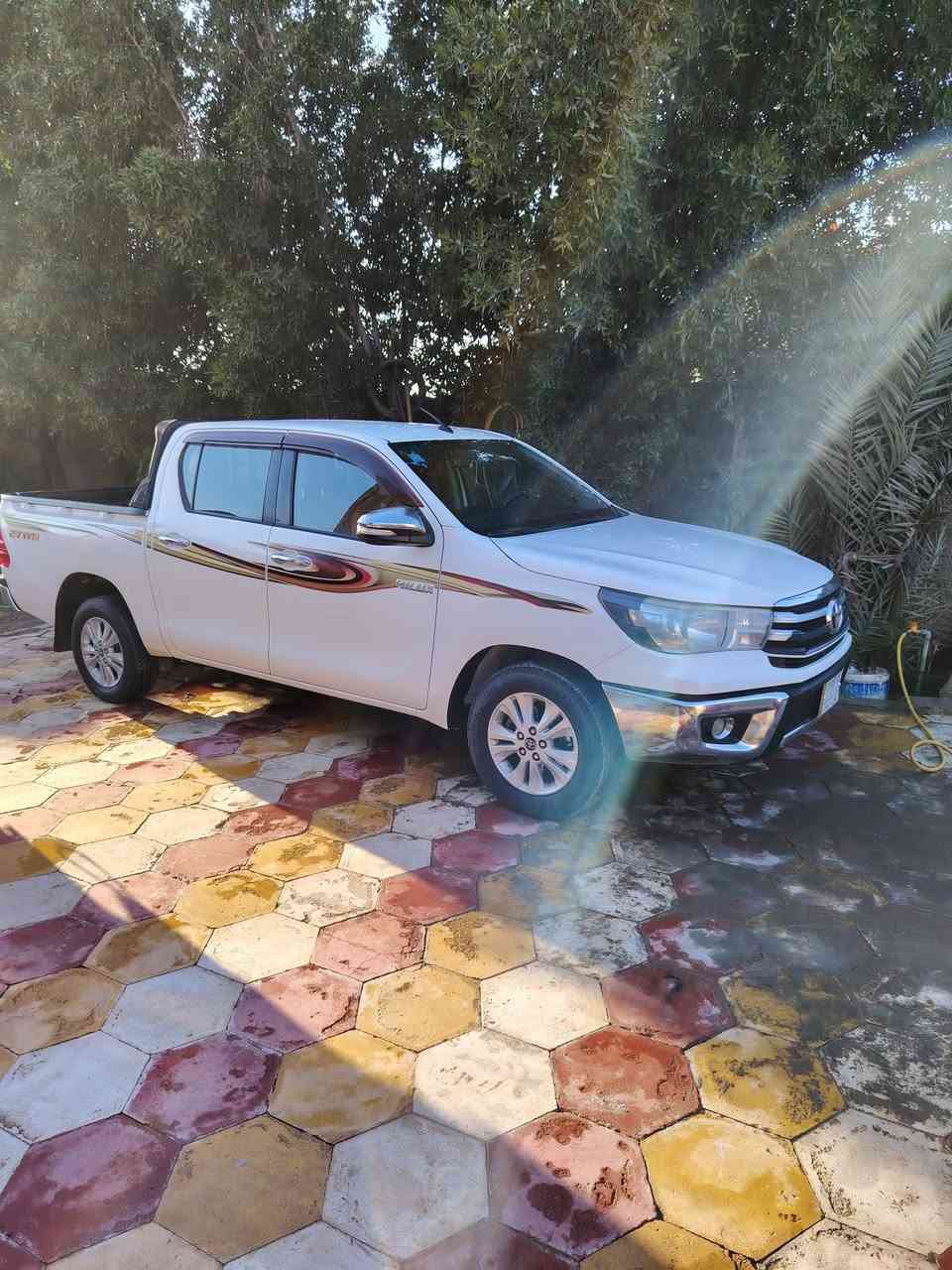 سلام عليكم
البيع هايلوكس ساز
مديل /٢٠١٦ كفاله من ضره ول حادث 
مواصفات /كير اوتوماتيك كامره تبريد قطعتين تدفئه
رقم /مثنى سنويه ل28
سعر 230وبيها مجال
مكاني الديوانيه
رقم تليفون 📞 /***********
