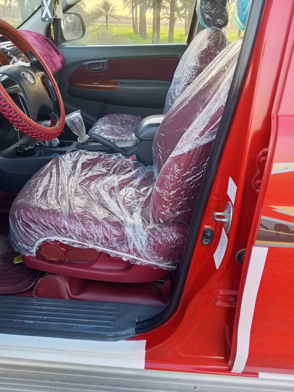 سلام عليكم تيوتاة فور ويل موديل 2014 سياره جديده مكفوله كفاله عامه من كلشي رقم واسط  نكليزي بسمي سياره كير اوتوماتيك  ***********سياره مامفتوح برقي علوظع شركه ماشيه 145الف  سياره نظيفه من شخط من بارد من صبق من فتح من رصعه محرك مكفولة وحداديه وتخم تاير جديد  تبريد ثلج سياره تحتبر لفين وخمسه وعشرون نظافه سياره بسمي تريد وكاله تريد تحويل  سياره بس ليدور نظيف رجاء لموء شراي لاتصل سياره جديده كارتون سبير منازل
