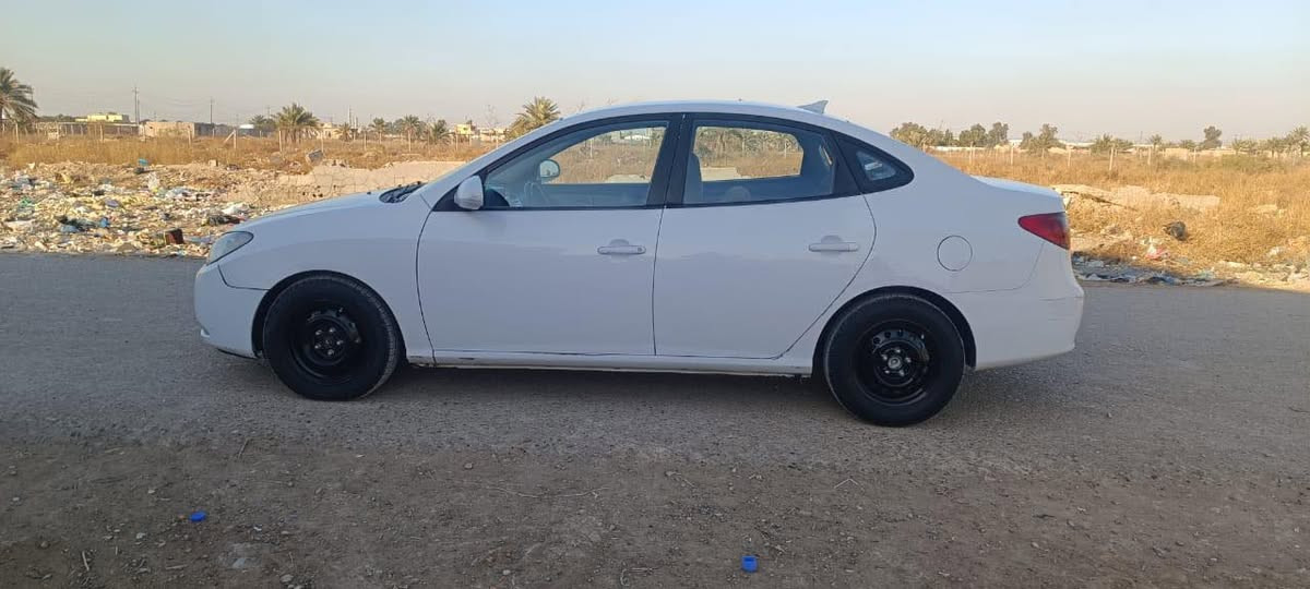 اسلام عليكم النترا 2010 أمريكي حادث جاملغ وبنيد مصلحات بدون دواخل ليبل واحد السعر 95 وبيه مجال حك الجية ‭0772 114 3479‬
