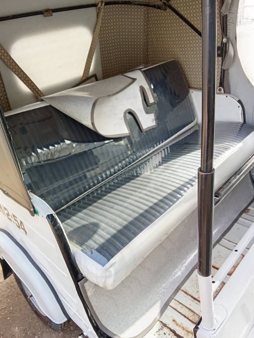 السلام عليكم تكتك 20 رقم وسنوية انكليزي تكتك حلوة مثل مامبين بل صور للستفسار رقم ***********
