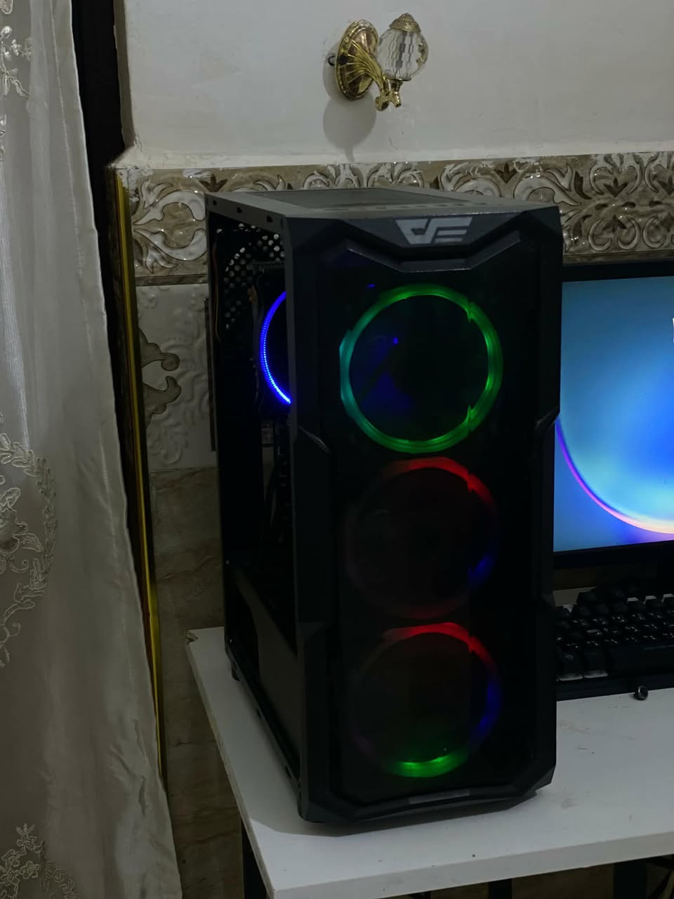 بسم الله السلام عليكم يوجد كيس للبيع :
المعالج i3 الجيل العاشر
رامات 16 dde4
كرت كرت الشاشة rx 590 8gb
بور سبلاي 550w
الهارد 120 ssd و 500 hdd 
السعر 600 وبي مجال 
مكاني الفلوجة ويوجد توصيل جميع المحافظات 
للتواصل خاص او عل رقم الهاتف ***********
وتحياتي للجميع ❤️
