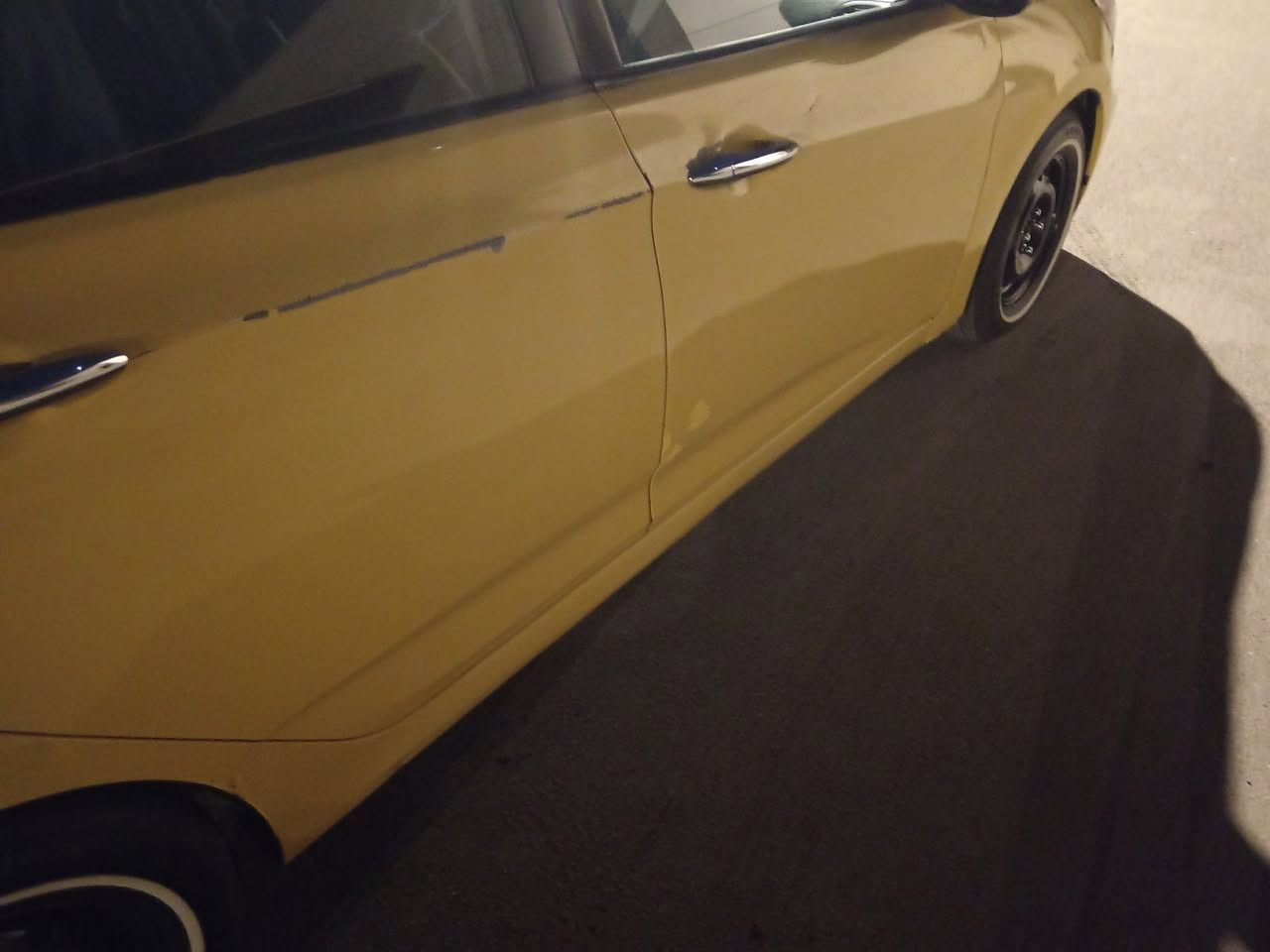 للبيع فقط اكسنت ١٣ امريكي مكينه ١٦٠٠ مكفول كير مكينه تبريد صدر تخم تاير شاشه كامره رقم بغداد ألماني بأسمي سنويه منتهيه قبل شهرين حادث جاملغ امامي بيهه شويه شخوط بالبيبان مال الصدر السعر ٧٨ للاستفسار الاتصال *********** واتساب موجود العنوان بغداد حي القاهره
