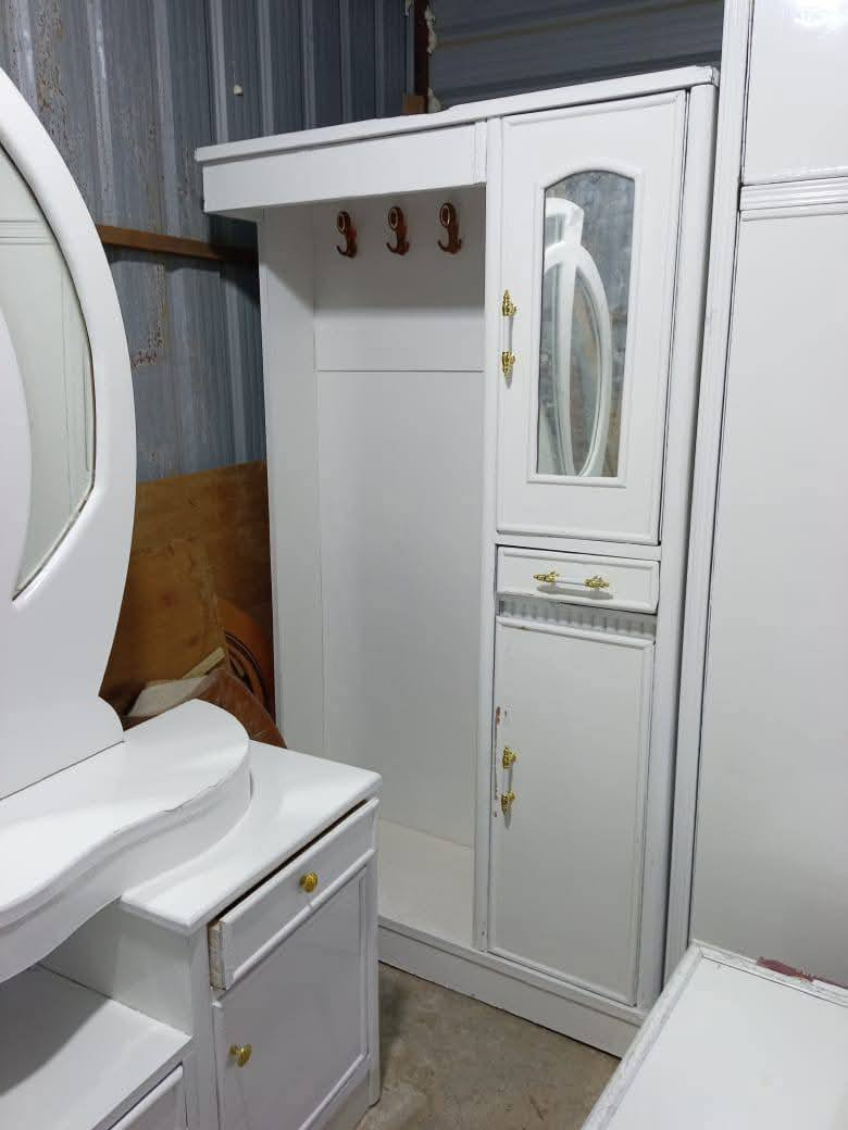 غرفه نوم تسكام للبيع السعر 650بيه مجال مكان حي الحكيم كوت اتصل ***********2
