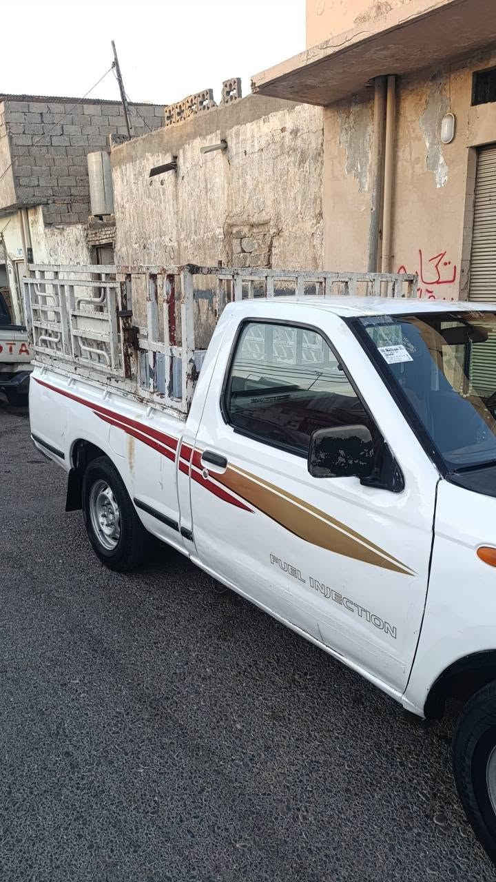 پیکاب نیسان  مۆدیل 2008 
گێر و مەکینە  ئەکسل بەشەرت 
کارەبای هەموو مەزبوتە 
تەبرید لە سلۆری 
رەقەم و سەنەوی نوێە 
سەیارکە بەس دەعمی پێشی هەیە بەلام ئەمن بەعام دەیفرۆشم   بەشەرتی پەنجە مۆر 
*********** 
68$     کەمێک مەجال أربيل, العراق
