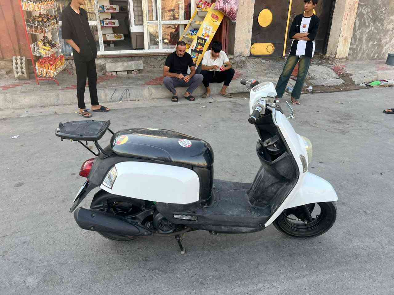 دراجة بوليس سعر 950او بيها مجال بسيط  العنوان كربلاء القادسيه الاتصال***********

