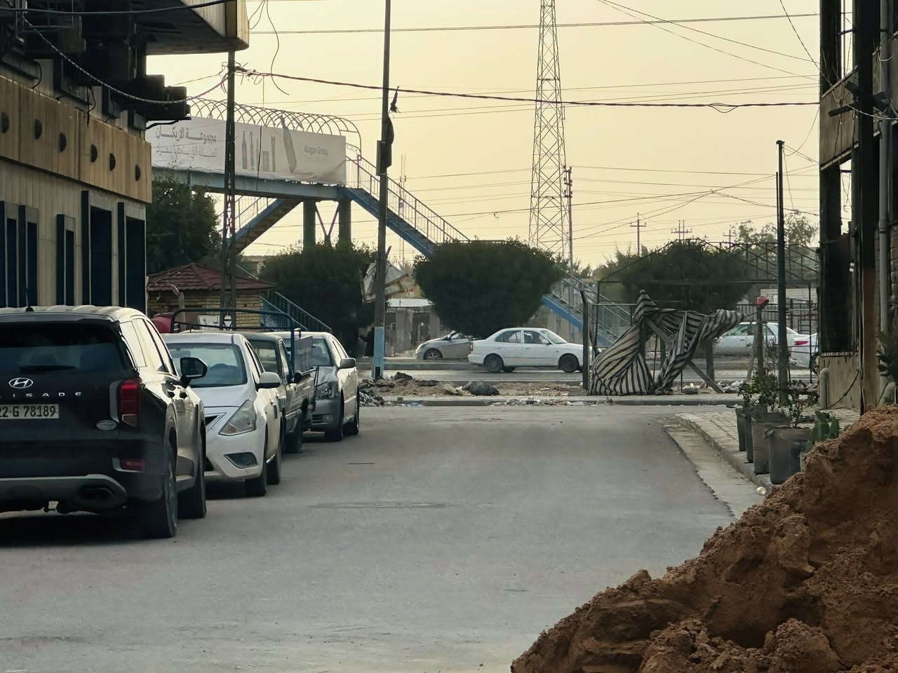 � دار للبيع – حي النفط

📍 الموقع: حي النفط
📐 المساحة: 250 متر مربع
💰 السعر: بسعر عرصة
🌟 الموقع: مميز ومفتوح
🚗 قريب من شارع كربلاء الرئيسي

🔹 فرصة نادرة للسكن 
🔹 موقع حيوي وسهل الوصول
🔹 مناسب للبناء أو السكن الفوري

📲 للتواصل والاستفسار (واتساب او اتصال):
***********

🏷️ مكتب اليقين للعقار
ثقة • خبرة • مصداقية

#دار_للبيع #حي_النفط #عقار_للبيع #فرصة_استثمارية #مكتب_اليقين
