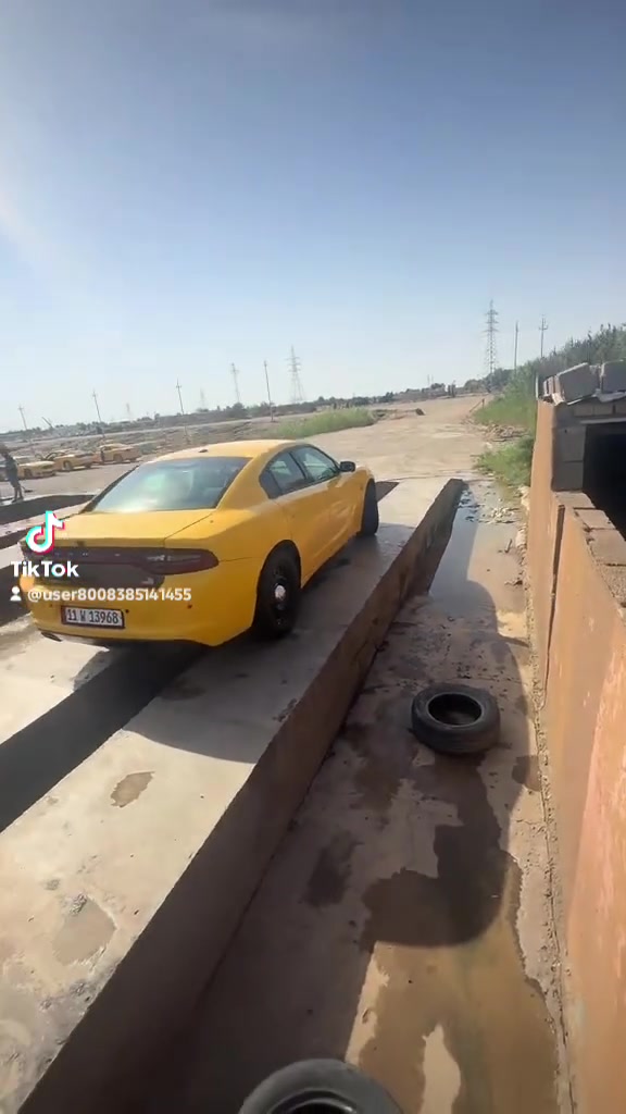 سلام عليكم جارجر 19اصل للبيع رقم بغداد انكليسي مداور ثاني يوم محرك 5700 منضومه غاز كامله وشغاله بوليسي وهذا رقمي *********** الناصريه قضاء الرفاعي سعرها 185وبيها مجال
