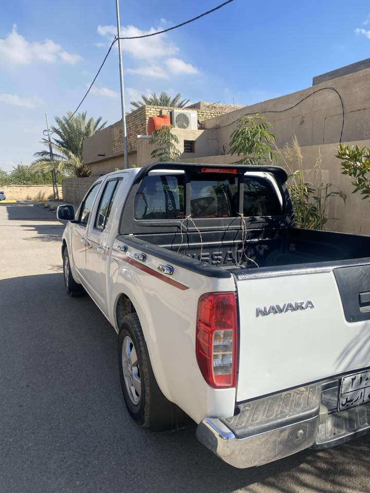 سلام عليكم للبيع نيفاره مديل 14 كير اوتماتيك رقم اربيل مكفوله من ولتبديل مكينه مفتوحه لاتبخير ولاتنقيص  حداده جديده تخم تاير جديد  تبريد ثلج السياره جاهزه من كلشي مناقصه شي السعر  125 مكان واسط الزبيدية السياره  للاستفسار ***********
