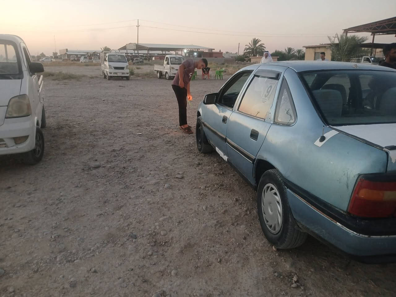 اوبل فكترا مكينه 18 لا تبخير ولا تنقيص  شرط سياره حلوه مال جناي بيها اخياسا ومصلحه  كهربائية كلها شغاله  
بس سياره حلوه رقم انبار شرط التحويل راعيها من طيني مهله ١٠ ايام لازم  أحول ابيع تحويل 
سعر ٢٦ وبيها مجال 
واي ستفسار هاذا رقمي ***********  مكاني  سامراء ناحية الاسحاقي
