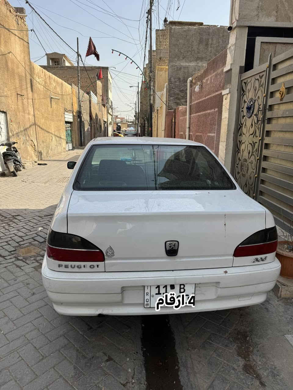 بيجو 306 فرنسي ميديل 2002  سيارة ابلادي والسونار موجود العنوان بغداد مدينة الصدر  
ه/ ***********
