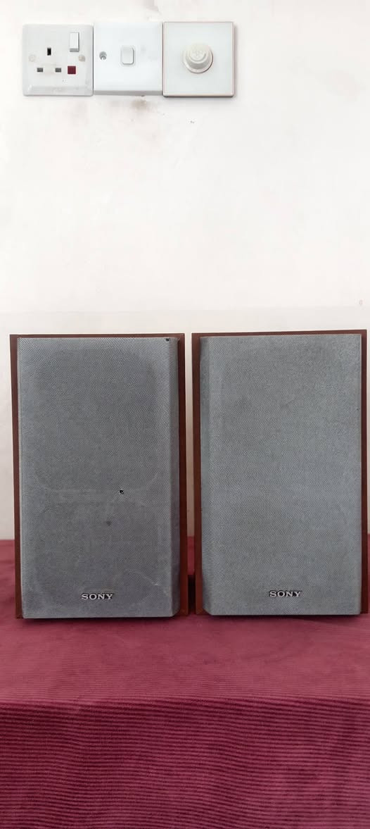 السلام عليكم زوج سماعات نوع سوني شغالات وجدد لوك وزن ثقيل صوتهن ضخم وعالي سعرهن 35 مع التوصيل


**إذا كنت صاحب هذا الإعلان وتريد حذفه لأي سبب، رجاءا أرسل رسالة إلى الدعم الفني**