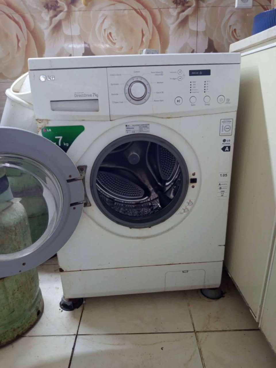 ئهزم شاانه بوفروشتن هيچ عه يبيان نيه موشته ريت وه ره مه سج له هه ولير
غراض للبيع كلتو نضيف مابيهم اي عيب مكان اربيل اذا.كنت مشتري تعال خاص


**إذا كنت صاحب هذا الإعلان وتريد حذفه لأي سبب، رجاءا أرسل رسالة إلى الدعم الفني**