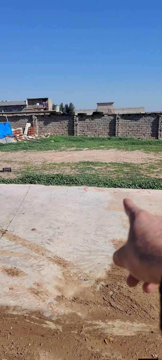 ارض للبيع حي القوسيات قرب كليه الحياه المساحه 250 متر السعر المتر 125 الف وبيها مجال الاستفسار على الارقام التاليه
***********
***********
