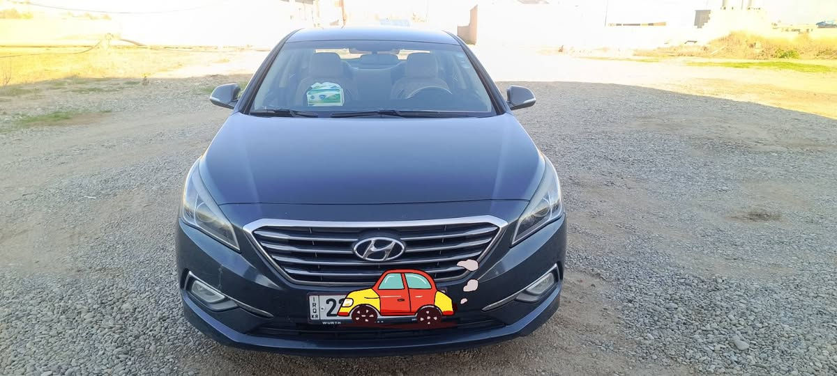 للبيع 
سوناتا خليجي المرغوب محرك دوش موديل 2017 
مواصفات 
نضام ECO و sport و عادي يعني 3 انظمه قياده 
مانع انزلاق 
ABS
تحكم استيرن 
مرايه شفط تنسفط ويه قفل السياره
مثبت سرعه
مواصفات كلش حلوه 
تدفئه و تبريد قطعتين 

محرك شرط لا صرف ولا بخار ولا مفتوح 
بيها شبر بارد جامرلغ امامي جهة السكن فقط بيها شوي ملاحظات اخرى شخوط فقط ورصعات شوي بالسقفيه مكفوله من الضربه كلش اقتصاديه بالبانزين 
محرك 2400 
ماشيه 215 الف حقيقي وقابل للزياده 
سيارة مال جناي عزل خير من الله 

سعرها 145 وبيها مجال بسيط 

ملاحظه بيع نقد قسط ما ابيع 

رقم الهاتف 
***********
***********
