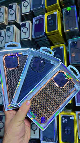 كفرات ايفًون للبيع سعر قطعه 750 دينار جمله فقط رقمي ***********
