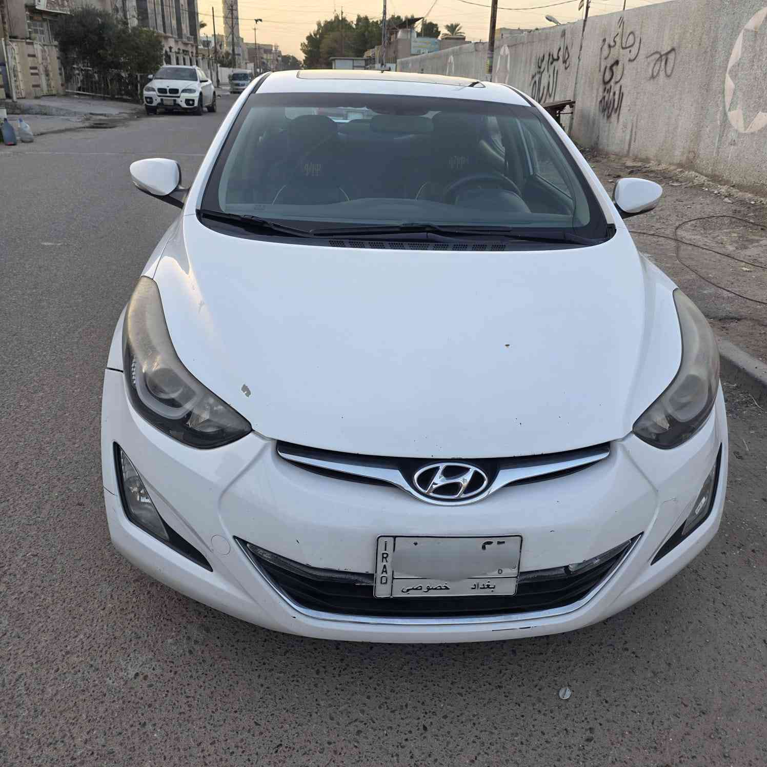 سلام عليكم الانترا 2015وارد خليج بيها بس باب مبدل بدون ضرر مكينه 1800 فول مواصفات فتحه كراسي جلد من عده بصمه مكفولة سيارة نضيف ماشيه 116 سعر 120بيها مجال حك جيه عنوان بغداد حي اور قرب جامع فردوس استفسار عل رقم ***********
