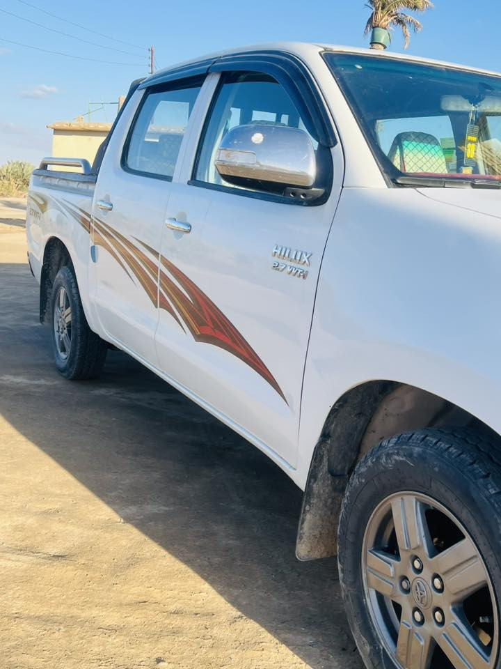 تيوتا موديل 2014 رقم ميسان السعر 180 الاستفسار يتصل على رقم:***********
