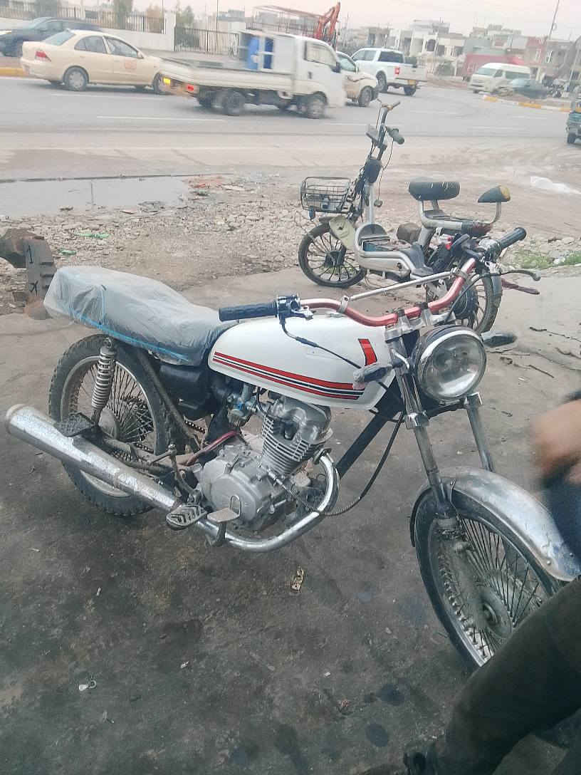 نامی پرۆ 2017 بۆ فرۆشتن گێرو مەکینە بەشەرت مەکینەی تازە کامل تەعمیرە بەشەرت لایتو یشارات یشەکا بەشەرت دوو تایەو ویلی جوانی لەسەرە تاخم کۆشینێکی جوان ماتۆڕەکە ۲٨۰هەزار مسرفم لێ کردوە هیچم تیا نەهێشتوە هەمو گیانیم گۆڕیوە ماتۆڕێکی جوان و فول سپۆڕت هی دەستی خۆمە مەکینەی خۆم کردومەتەوە هەمو  گیانیم گۆڕیوە مەکینەی چرکەی تیابو ٥۰دۆلار اشکێنم لەمالەکە بێمنەتم مەنەفێستی نیە ماتۆڕەکە عەقدت بۆ اکەم کەفیلی سەت ساڵی اکەم بەشەرتی دزیاریت ادەمێ شوێن هەولێر بنەسڵاوە سیعری ٤۰۰هەزارو معامەلەیە کەم 
۰۷٥۱۱٥٥۰۲۷۳
۰۷۷۲٤۳۳٥٥٥۰ أربيل, العراق


**إذا كنت صاحب هذا الإعلان وتريد حذفه لأي سبب، رجاءا أرسل رسالة إلى الدعم الفني**