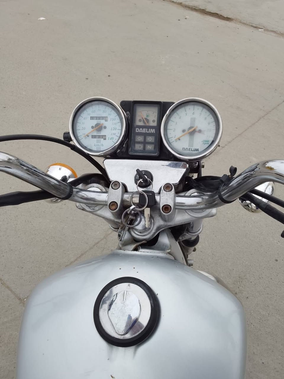 سلام عليكم دايلم للبيع نضيف حيل مكينته خرسه ماطور اغلب شغلاته بلاديه كيلو متر شغال اشاير شغاله كهربائيات كله شغاله نكره سلف ماطور كله كامل مابي اي نقص السعر (٦٥٠) وبي مجال للاستفسار ***********
