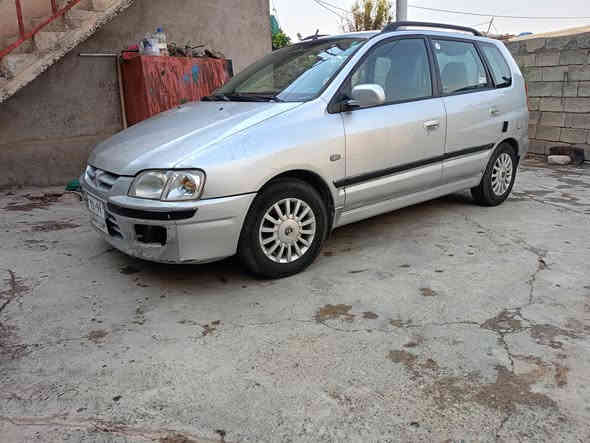 مستوبوشى موديل2002،كيرتوماتيكووعادي 4پستونه،ره قم سليماني يه، سه نه وةي تا2025 تازةيه، كيرو مه كينه به شه رت،ته بريت ساردوو كه رم ،كاره باي هه مو مه زبووت هه مو كيجو كولوپيكي ئيشه كات ،به نزين زؤركه مه خوات،قوفل مه ركه زيه ،4جام كاره بايه،شاشه و كاميرايه،ئاوةينه كاره بايه ،ويل كرؤمه، ،4تايه ي باشي له زيره ,ABS,هتد....سعر47$ *********** شوين بازيان
