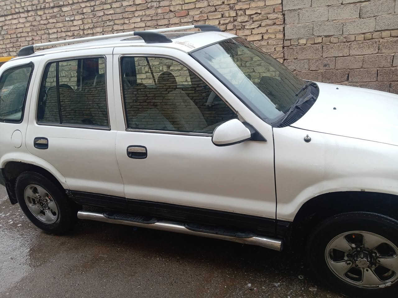 إسلام عليكم كيه سبورتج مديل 95 او تماتيك رقم انكليزي سياره بيه ملاضات بصيطه كشره نضيفه بغداد كير او مكينه مكفوله السعر 43   ***********
