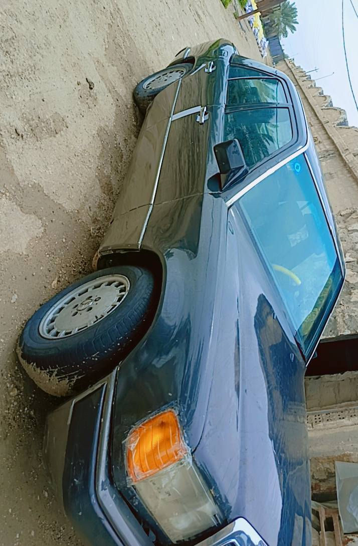 سلام عليكم بيع او مراوس  مرسيدس دب موديل 91 سياره بسمي رقم انبار دولي كير ومحرك بطه 2500 مصبوغه عام السعر 47 وبيه مجال رقم الهاتف ***********
