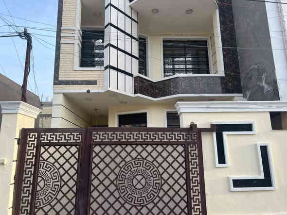 يا الله سلام عليكم دار البيع في منطقه الهياكل قريب عله شارع المطار
مساحه ١٥٠ م الوجه ٦ ونزال ٢٥ الستفسار  

   السعر 320وبي مجال         ***********
