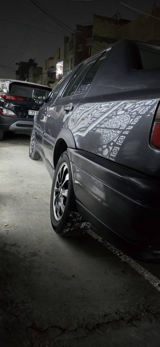 السلام عليكم
كولف فنتو للبيع موديل ٩٢ سنويته باسمي رقم انكليزي داخله هزه جديده سياره كامله ونظيفه وجاهزه محرك ١٨٠٠ 
للاستفسار
***********
مكاني بغداد الصليخ 
السعر٤٦
