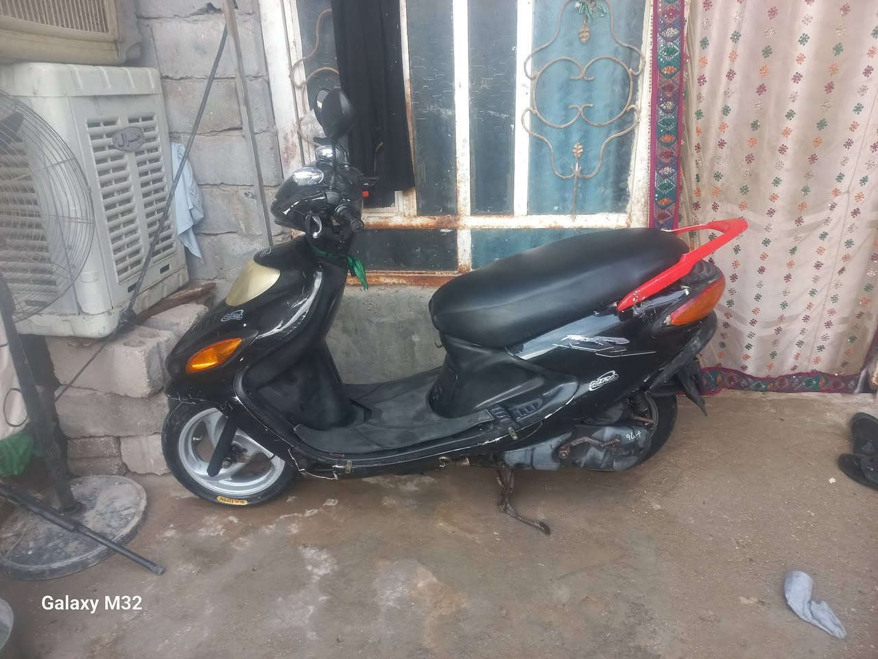 سلام عليكم  دولفين للبيع بلادي الكفر المحرك مامفتوح فقط بدلت سلف  تخم تاير السعر 400 امكان بابل الحمزه الغربي   ***********
