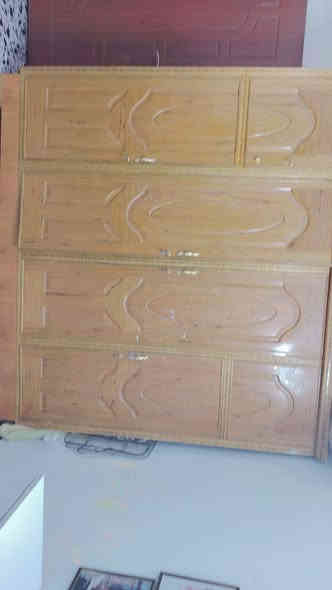 سلام عليكم 
*من رخصة الأدمن 🌟*
عندي *أثاث للبيع*:
- كنتور صاج جديد  
- ميز طعام بلاستيك  
- سخان مستخدم شهر واحد فقط  
- جزامة خشب نظيفة
📞 للاستفسار والاتصال:  
*************
*القطع نظيفة  السعر مناسب 🙏*
