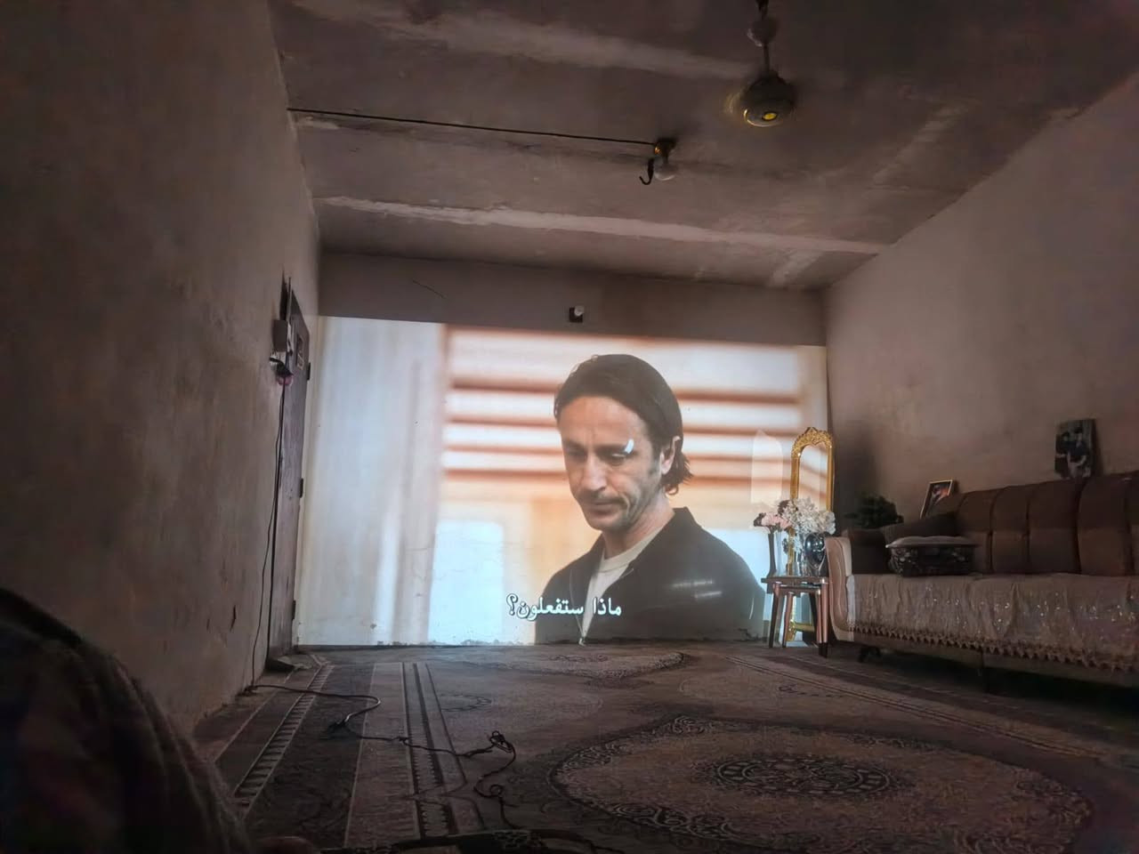 السلام عليكم دتاشو عارضه سينمائي تعرض جميع الالعاب ومسلسلات تربط ع نضام ايفون فقط سعر 30 وبيها مجال قليل كلش البصره ***********
