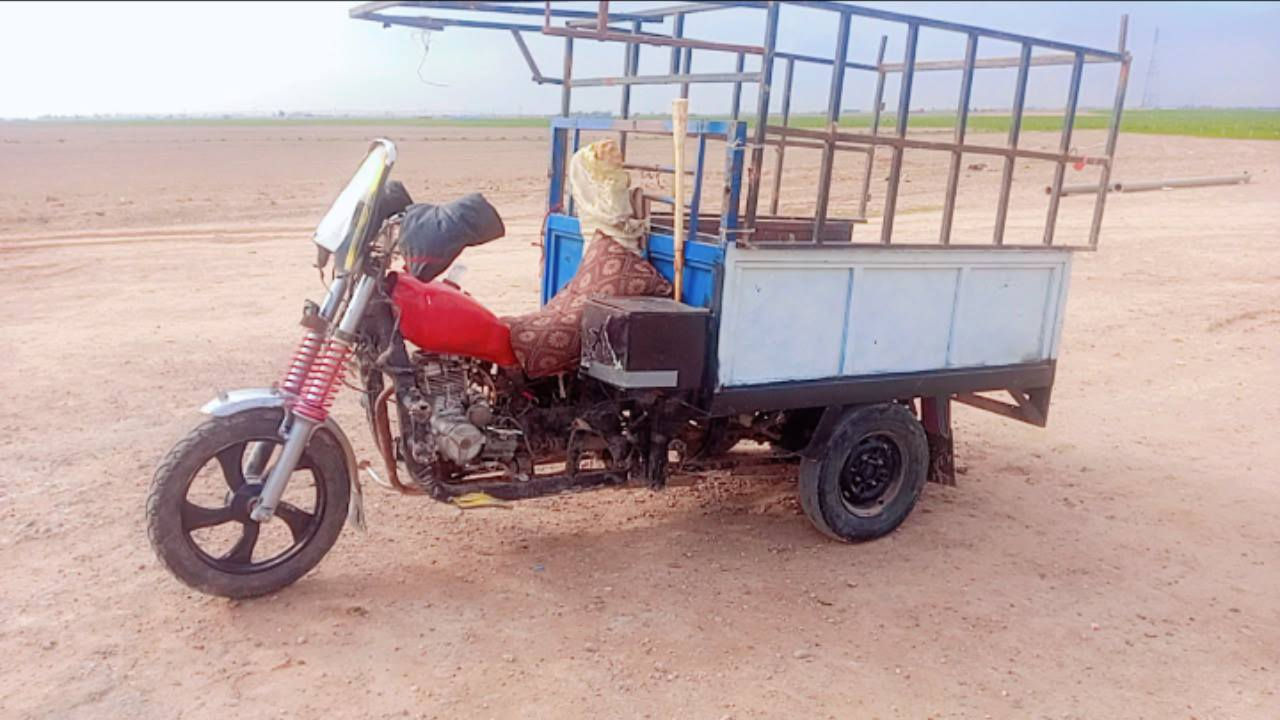 سلام عليكم ستوته للبيع او مراوس بستوته حسب الغناعه محرك ناعم نشاط فول شواصي لا خياس ولاكسر نضيفات حيل فقط لحيم شوي بركبه ما مبين كهربائيات شغاله السعر خاص/***********
