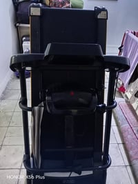 جهاز رياضه جري شغال نضيف سعره 250 07706478865