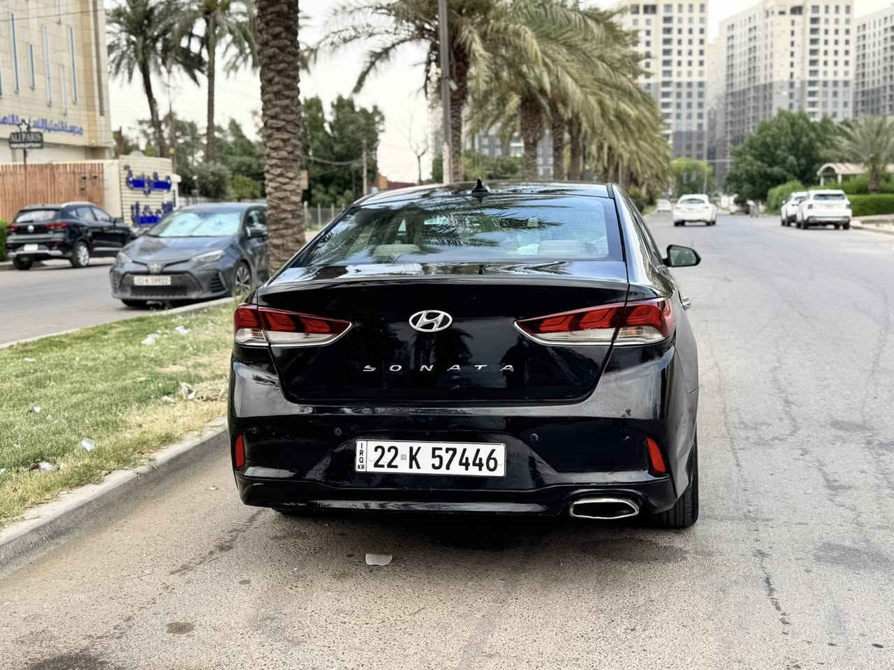 سوناتا 2018 امريكي 
مكينه 2400 مكينه بلاديه
سياره كلش نضيفه وجاهزه
بيه جاملغ خلفي وقبق جنطه 
رقم اربيل هزه وسنويه جديده
مكاني بغداد السيديه
السعر 118وبيه مجال بسيط
***********
