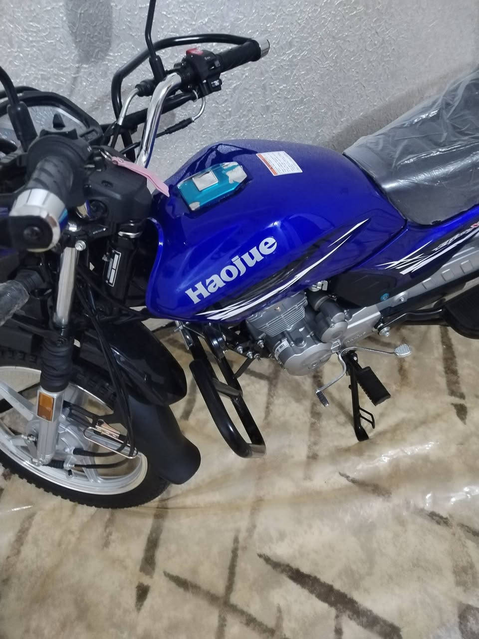 هاوجي قفاز موديل 2025 جديد مماشي العداد صفرر اوراق من الوكيل محمد مزهر بس يسجل بالمرور السعر 2 مليون دينار ومابيه اي مجال لان هذا السعر الي شتريته بيه من الوكيل ومثبت عنده العنوان رمادي / الصوفية  واني موجود ع الخاص


**إذا كنت صاحب هذا الإعلان وتريد حذفه لأي سبب، رجاءا أرسل رسالة إلى الدعم الفني**