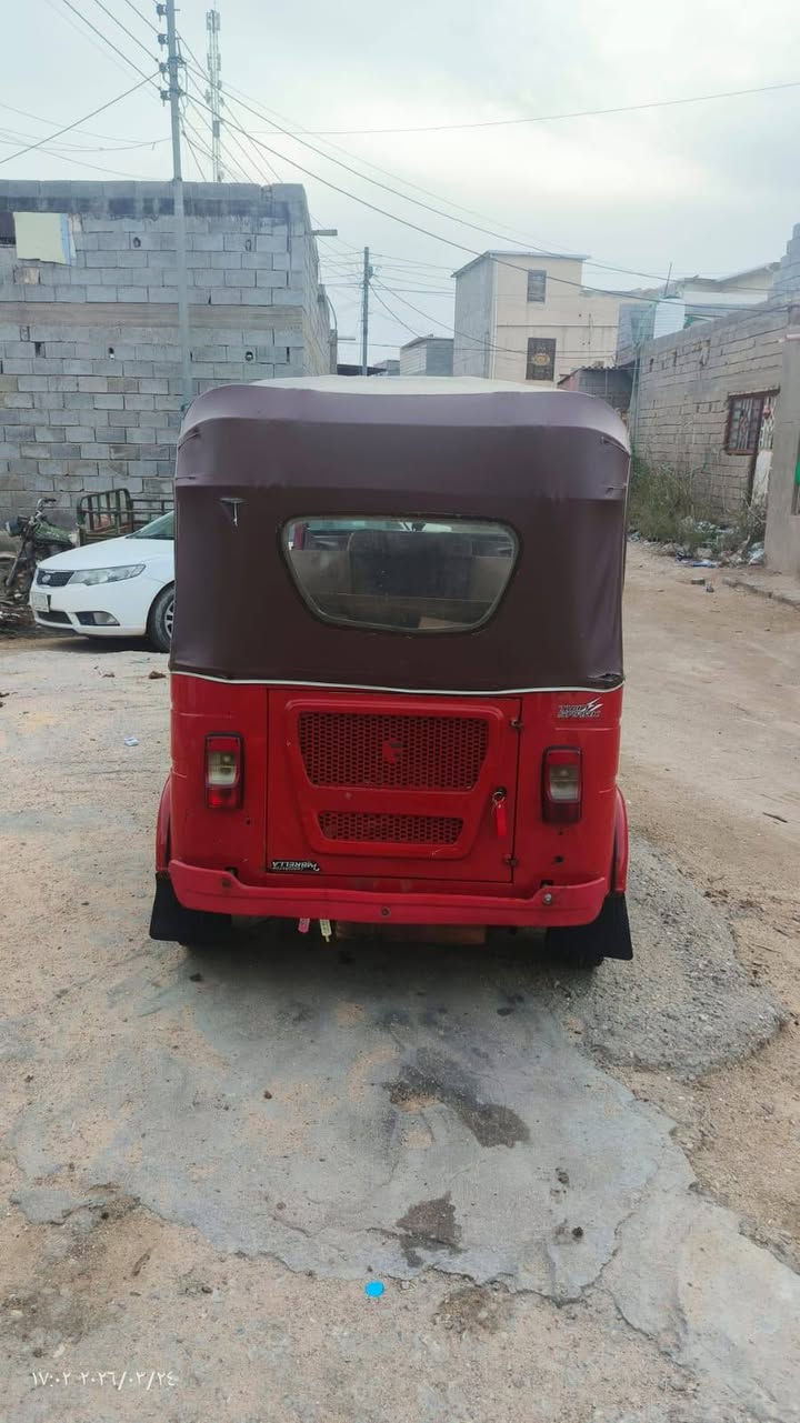 سلام عليكم تكتك ٢٢محرك كفاله بس كلجات
والبدي مكفول من الضربه القويه والصبق بيه تحجات تتكحل الموس الجوه رايدله تعمير والدوسات بيهن خياس رقم سنويه بصرة السعر ٨٥٠٠ عنواني شط العرب
***********
