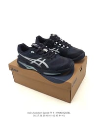 مقاس ٣٦-٤٥ • ملابس