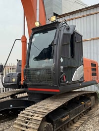 هيتاتشي زاكس 200 • موديل 2016 • كفاله وارد اليابان