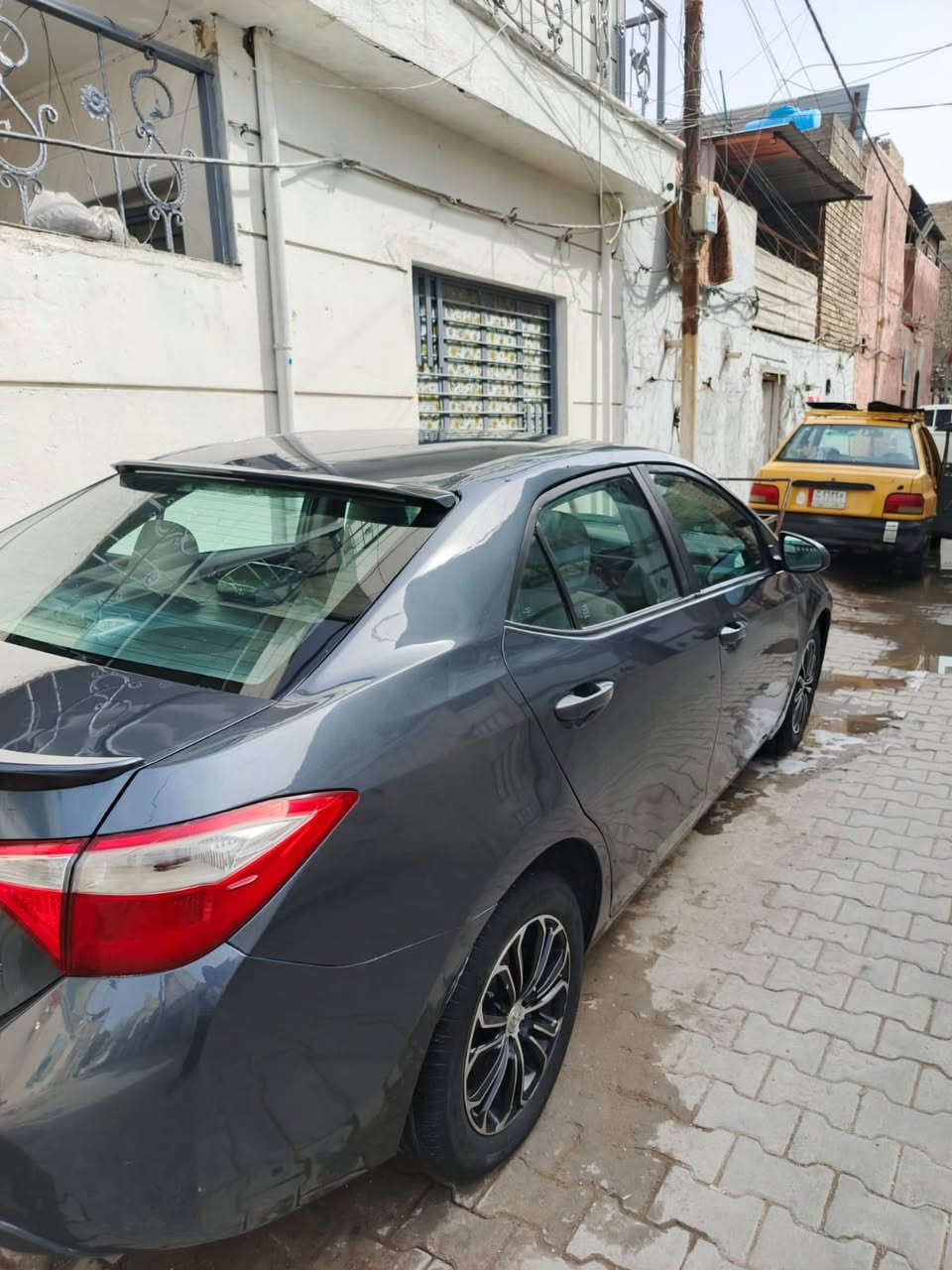 السلام عليكم
تويوتا كورلا موديل 2016 للبيع
السيارة مصبوغة صبغ عام
مكينة كير ومكفولة
حادثها الحوض الخلفي فقط
باقي السيارة مكفول بالكامل

📍 العنوان: بغداد – مدينة الصدر
📞 رقم الهاتف: ***********
💰 السعر: 98$ وبيها مجال بسيط
