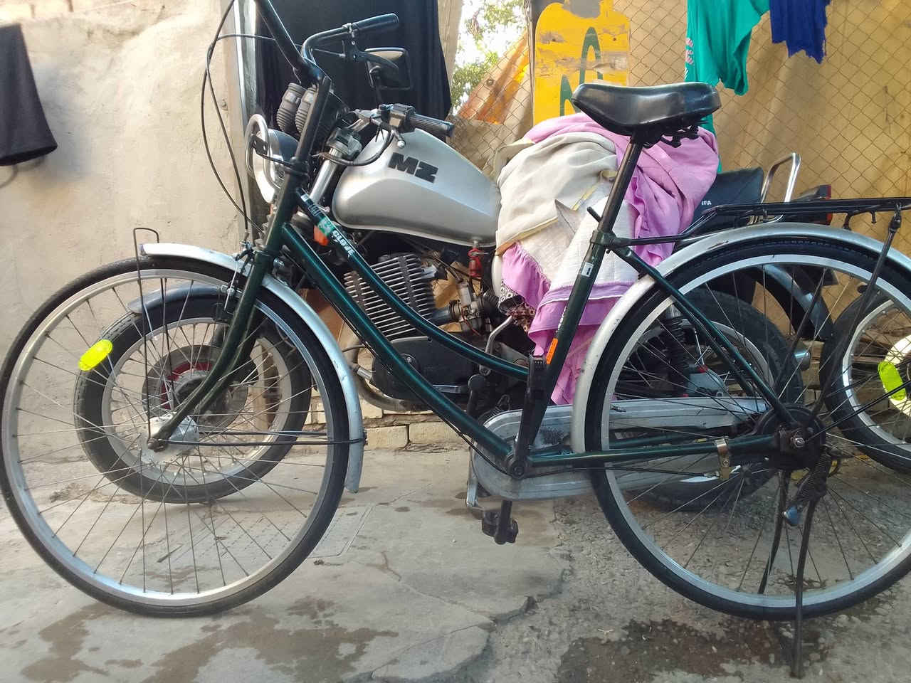 حجم٢٦لون زيتوني السعر٨٠الف بايسكل بلادي مامصبوغ ياباني***********
