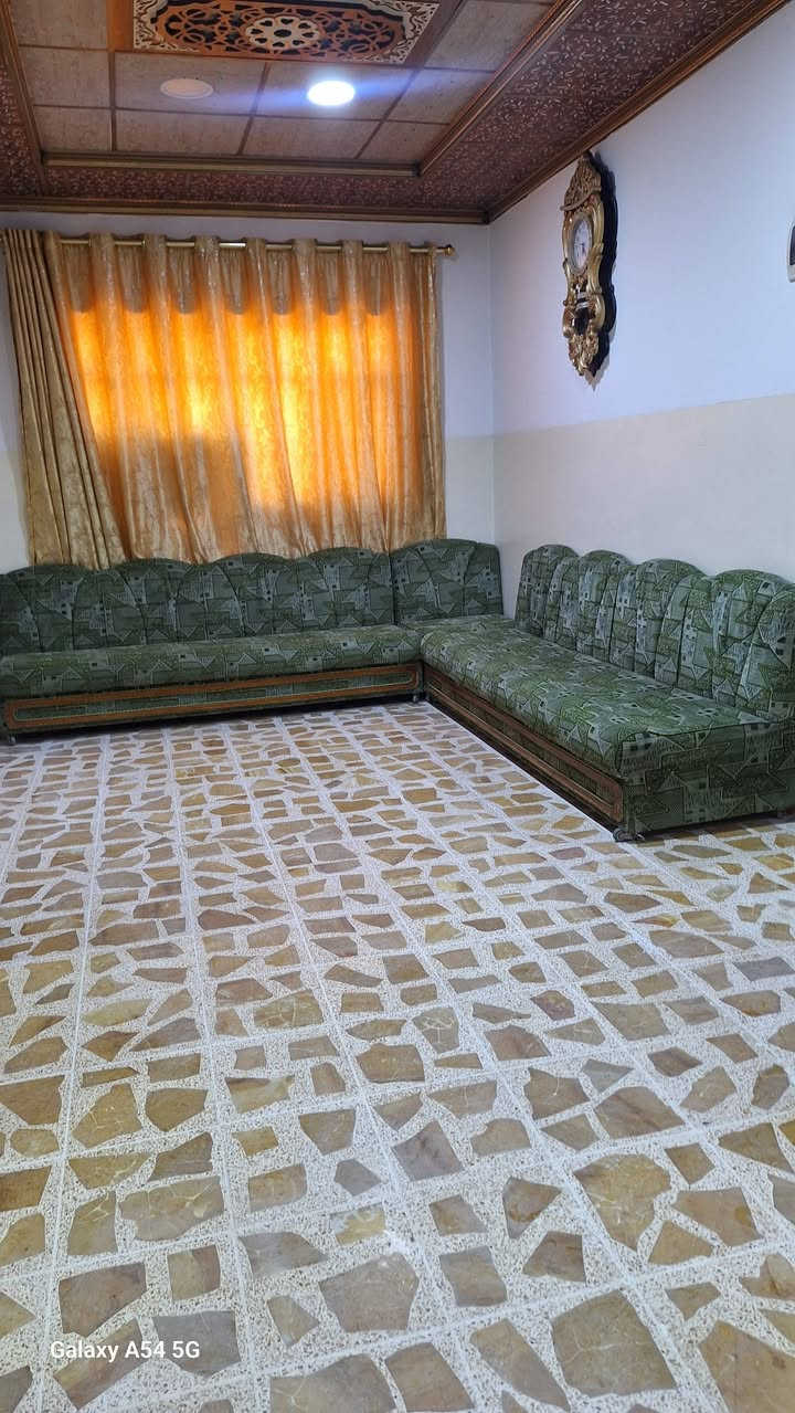 دار ركن للبيع 🏠
الموقع /حي الاعلام قرب مدرسه السنابل للبنين👌👌
المساحه/١٦٢ متر 
الواجهه/١٣ متر 
ط١/غرفتين نوم +هول+مطبخ+استقبال +مشتملات
ط٢/ثلاث غرف نوم+سطح ناصي+سطح عالي
سند ملك صرف شرط التحويل باسم صاحب الشرعي📄
للإستفسار الاتصال بالأرقام التالية 
📞📞***********
📞📞***********
يوجد واتساب علئ رقم الاسيا 
او مراجعة مكتب الاحسان المركزي الكائن في سايدين حي الاخاء مقابل مجمع نادي نينوى الرياضي ومجاور النور للتسوق أهلا وسهلا
