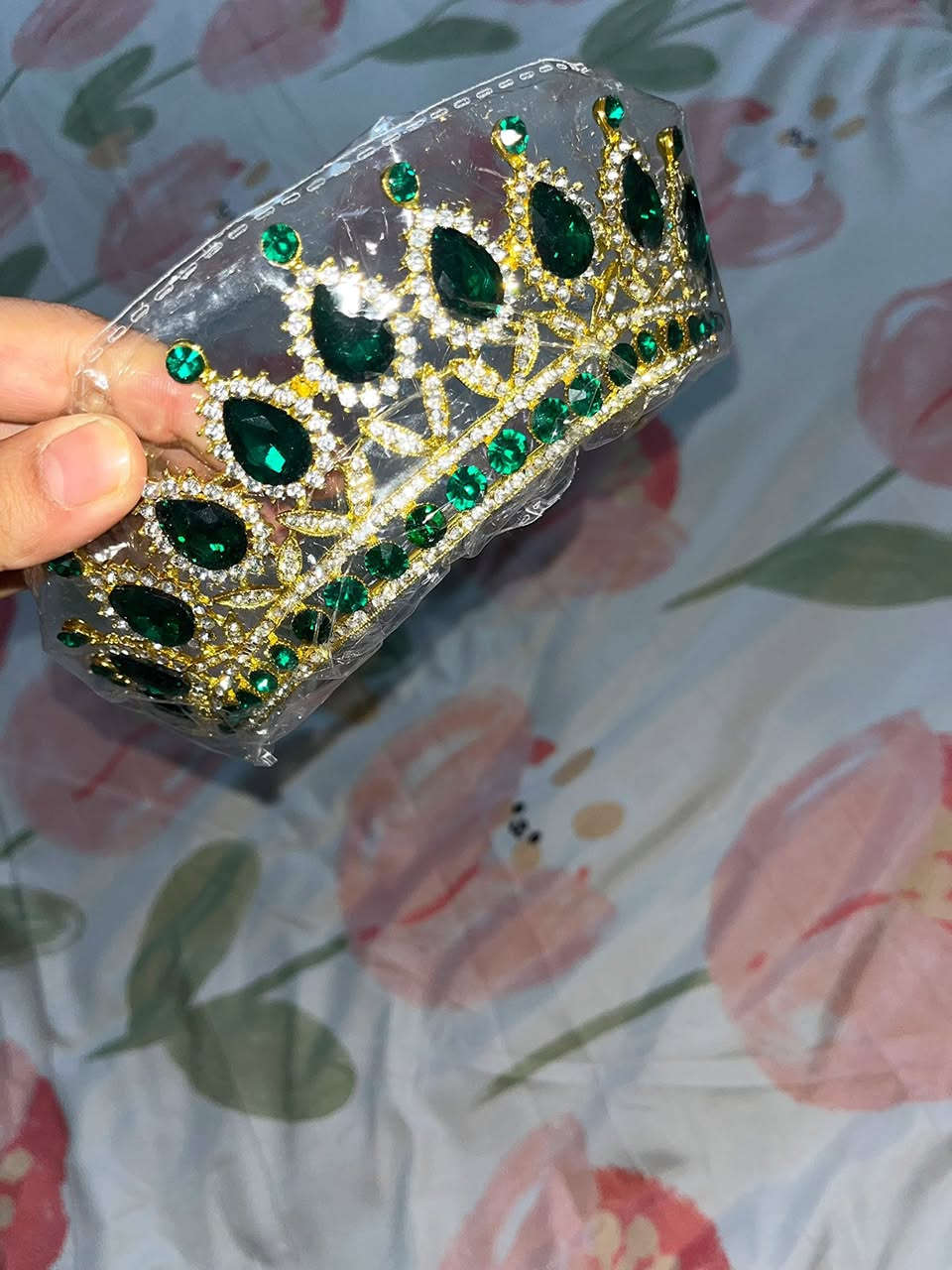 للبيع داخل كربلاء 👰✨
حذاء عرس ملبوس مرة وحدة فقط (نظيف جداً كأنه جديد)
وتاج عروس مرصع بكريستال أخضر ✨ (جديد بالكارتون)

الاثنين بحالة ممتازة وسعر مناسب 💚
اللي مهتمة تراسلني خاص انطيه سعر  📩


**إذا كنت صاحب هذا الإعلان وتريد حذفه لأي سبب، رجاءا أرسل رسالة إلى الدعم الفني**